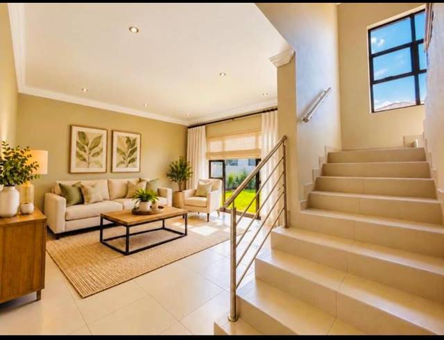 3 BEDROOM TOWNHOUSE FOR SALE IN EYE OF AFRICA